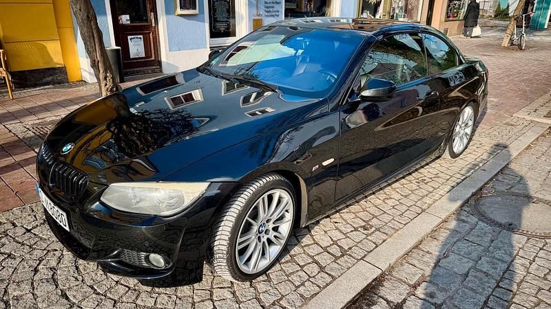 Gebraucht BMW 325 Cabriolet M Sport 218 PS (160 kW) 2010 Schwarz Cabrio