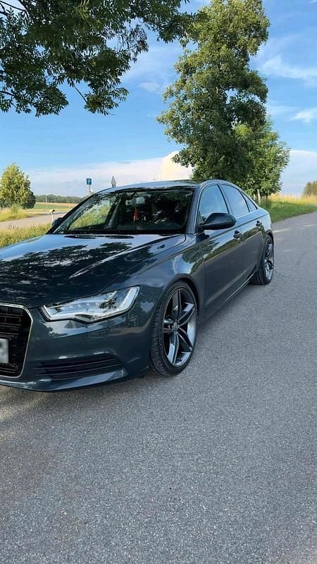 Gebraucht Audi A6 205 PS (150 kW) 2014 Blau Limousine
