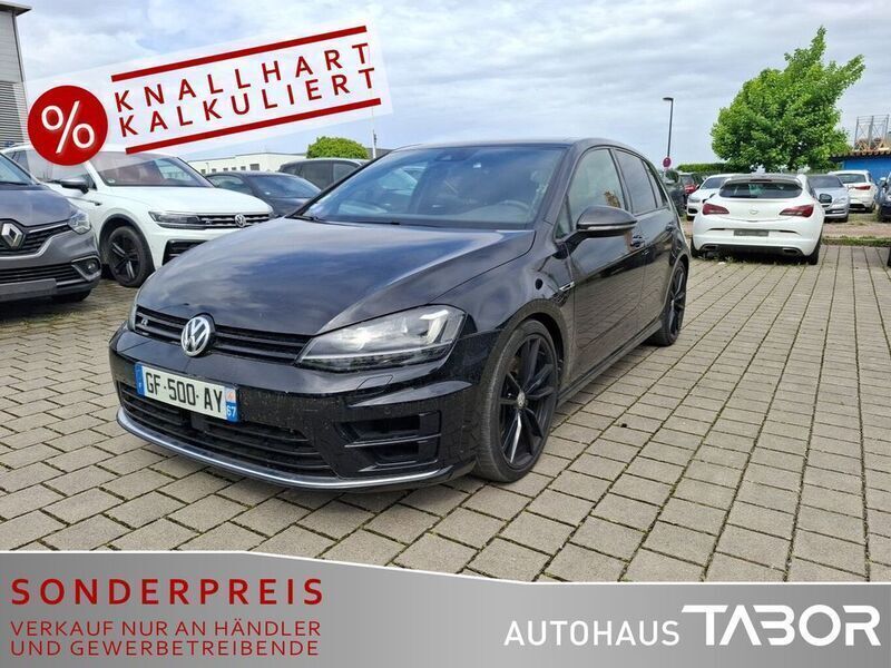Deep black perleffekt Gebraucht 2015 VW Golf VII R Limousine | 18.985 € (Fairer Preis) - Bild 1/4