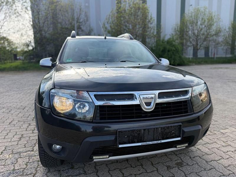 Second-hand Dacia Duster 110 CP (80 kW) 2012 Negru SUV