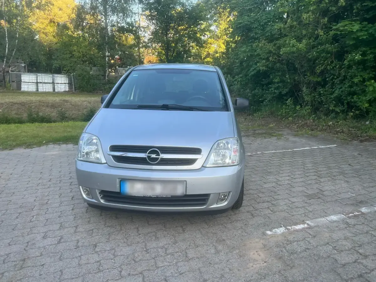 Gebraucht Opel Meriva 87 PS (63 kW) 2004 Silber Van / Kleinbus