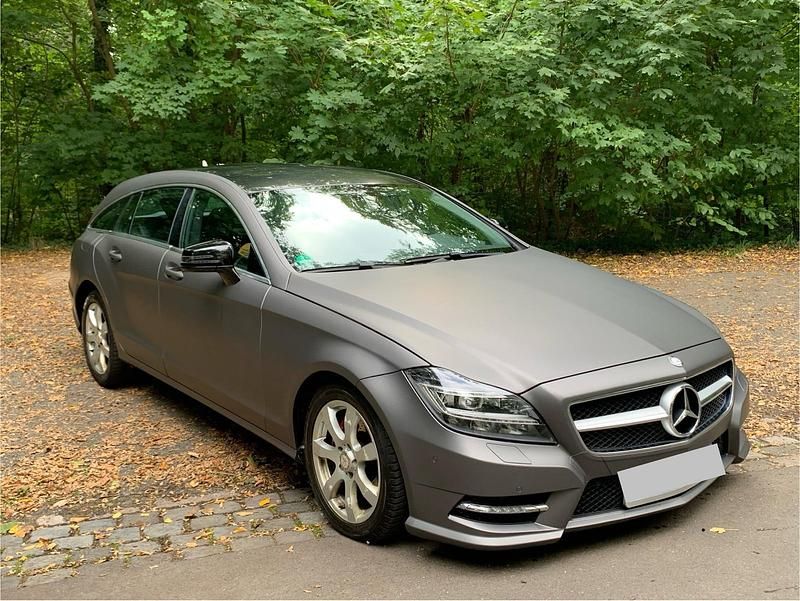 Andere farben Gebraucht 2014 Mercedes CLS350 Shooting Brake AMG Kombi | 14.999 € - Bild 1/4