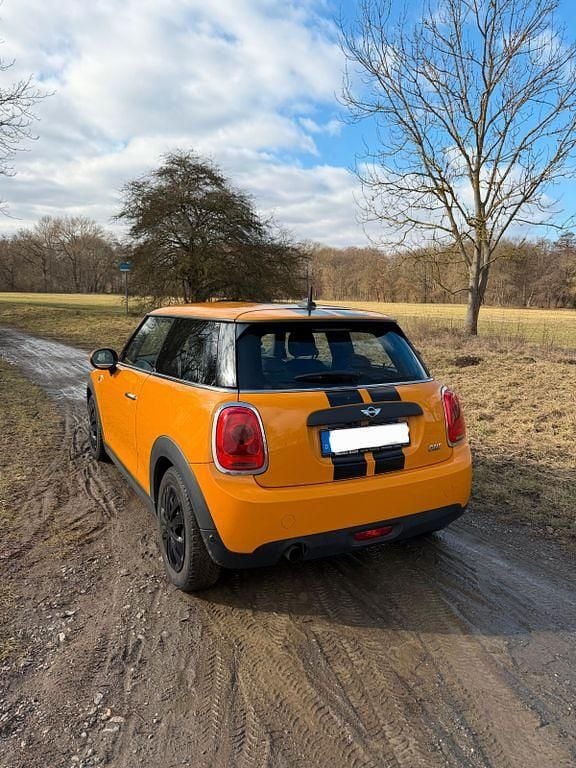 Gebraucht Mini ONE 102 PS (75 kW) 2017 Orange Kleinwagen