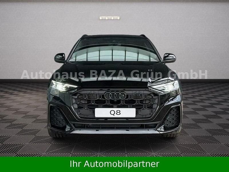 Gebraucht Audi Q8 S-Line 286 PS (210 kW) 2025 Schwarz SUV