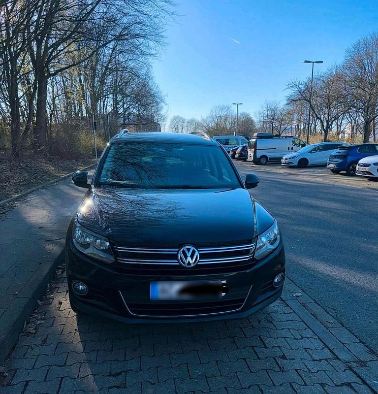Gebraucht VW Tiguan 140 PS (102 kW) 2014 Schwarz SUV