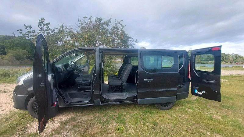 Gebraucht Renault Trafic 120 PS (88 kW) 2019 Schwarz Van / Kleinbus