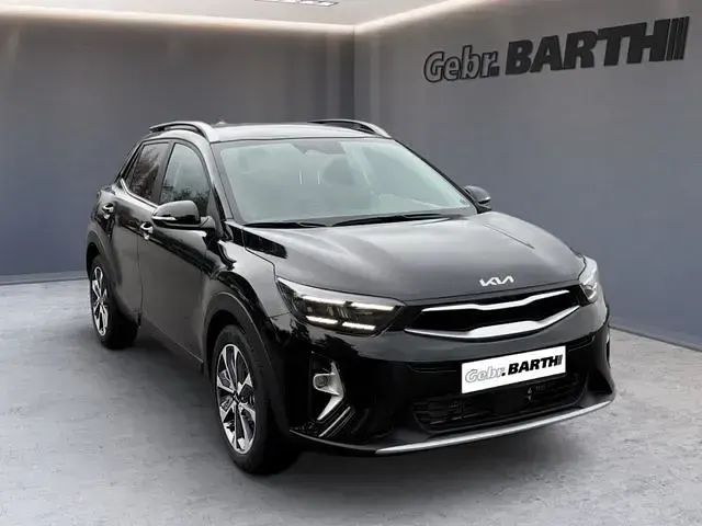 Neu Kia Stonic Spirit 101 PS (74 kW) 2025 Schwarz SUV