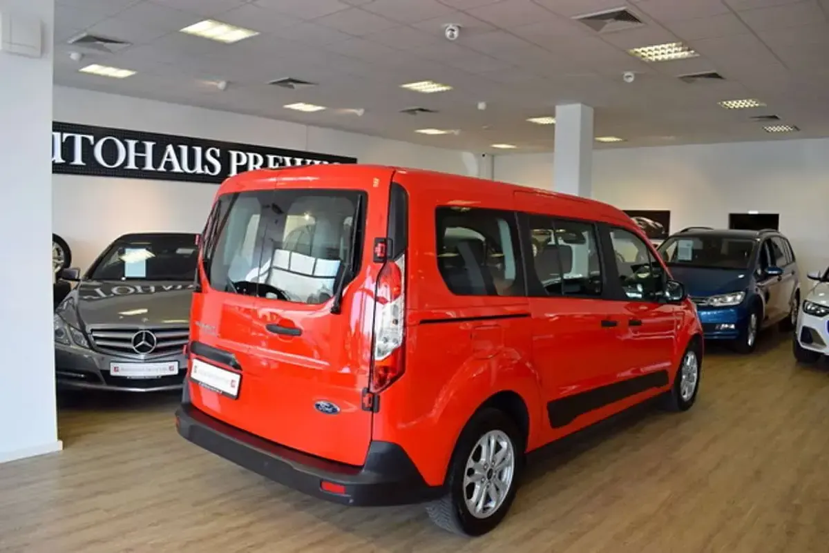 Gebraucht Ford Transit 101 PS (74 kW) 2021 Rot Kombi