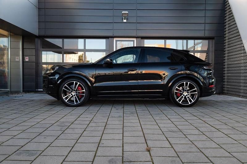 Gebraucht Porsche Cayenne Coupe 475 PS (349 kW) 2025 Schwarz Coupé
