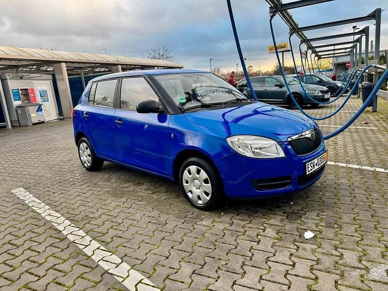 Gebraucht Skoda Fabia 60 PS (44 kW) 2009 Blau Kleinwagen