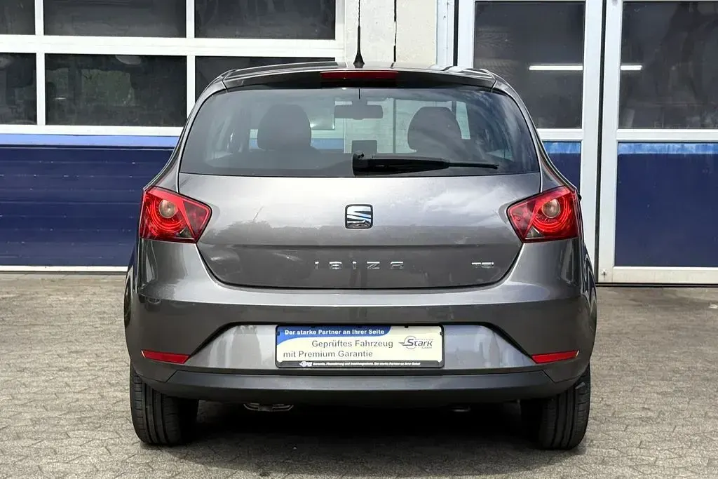 Gebraucht Seat Ibiza Style 105 PS (77 kW) 2015 Grau Limousine