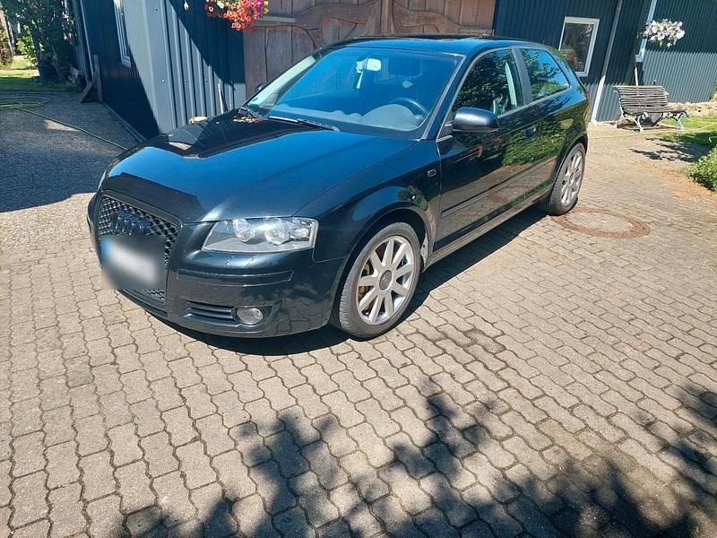 Schwarz Gebraucht 2005 Audi S3 Kleinwagen | 4.300 € - Bild 1/4