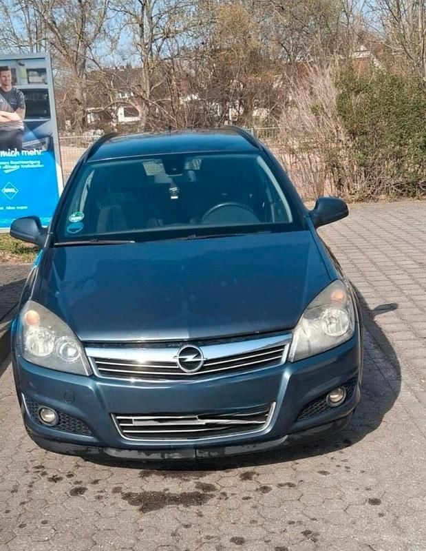 Second-hand Opel Astra 2010 Albastru Berlinǎ