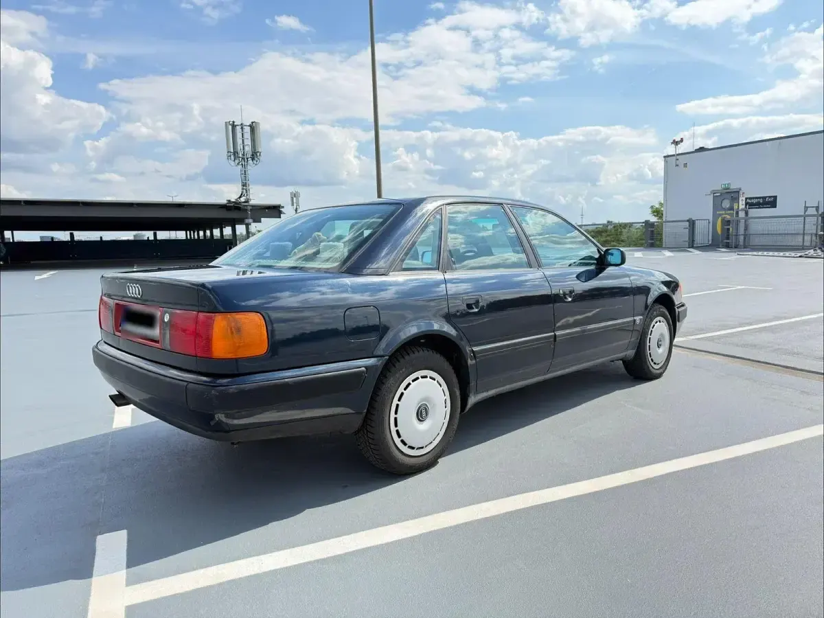 Gebraucht Audi 100 133 PS (97 kW) 1991 Blau Limousine
