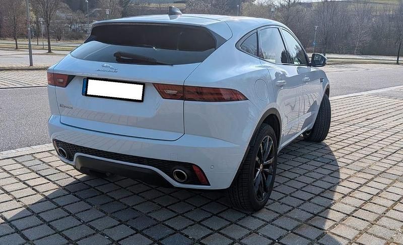 Gebraucht Jaguar E-Pace R-Dynamic 200 PS (147 kW) 2020 Weiß SUV