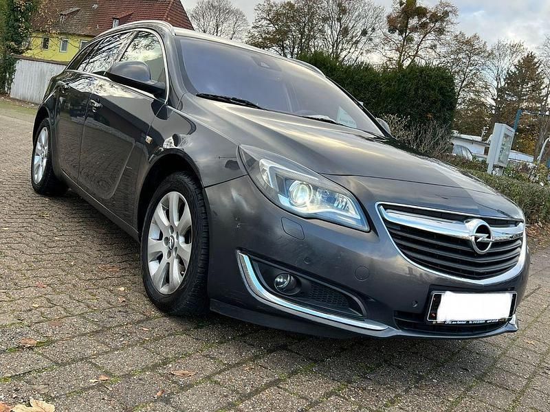 Grau Gebraucht 2015 Opel Insignia Innovation Kombi | 7.990 € (Guter Preis) - Bild 1/4