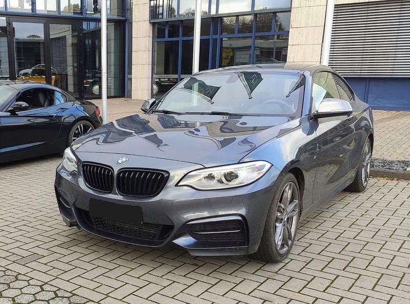 Grau Gebraucht 2014 BMW M235 Performance Coupé | 22.999 € (Fairer Preis) - Bild 1/1
