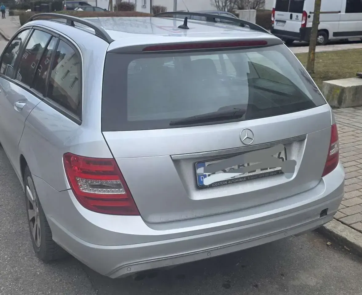 Gebraucht Mercedes C200 Elegance 136 PS (100 kW) 2011 Silber Kombi