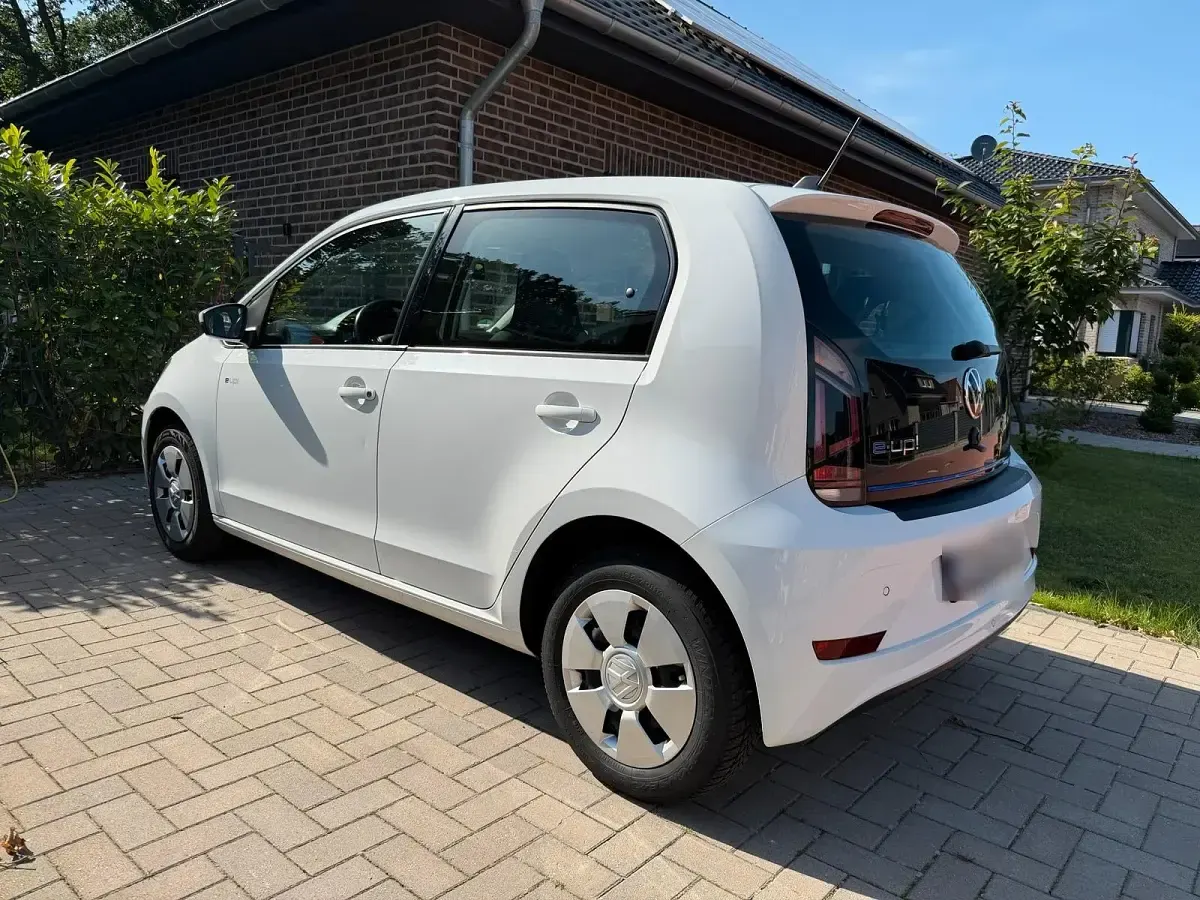 Gebraucht VW e-up! 61 kW (83 PS) 2020 Weiß Kleinwagen