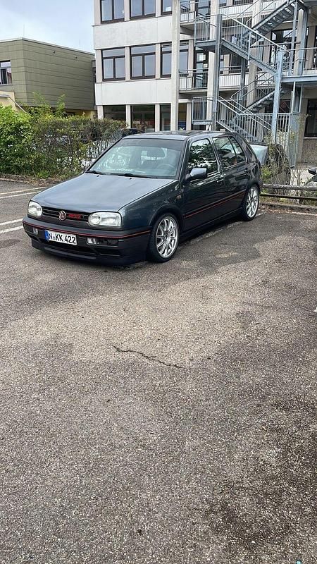Grau Gebraucht 1994 VW Golf III GTI Limousine | 6.000 € - Bild 1/4