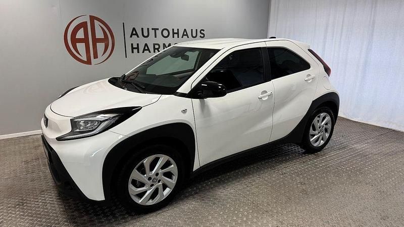 Gebraucht Toyota Aygo X 72 PS (52 kW) 2025 Weiß SUV