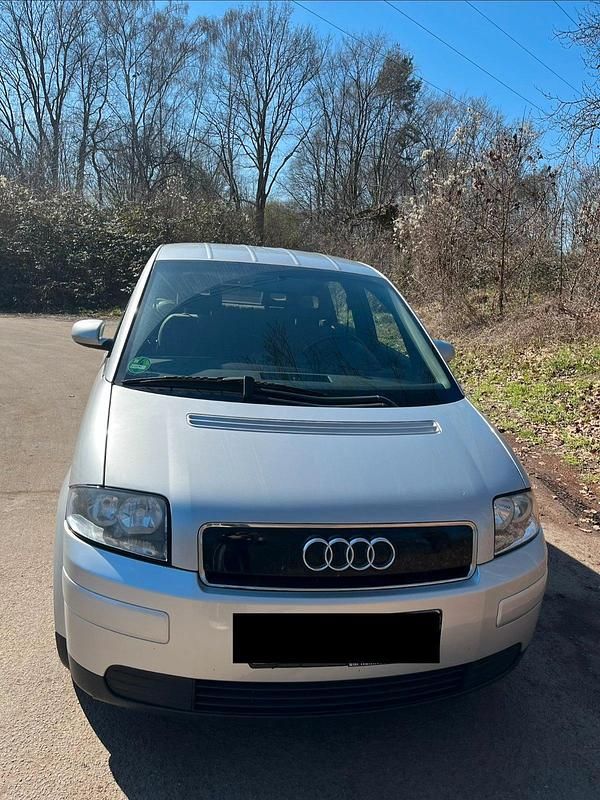 Usata Audi A2 75 CV (55 kW) 2000 Argento Utilitaria