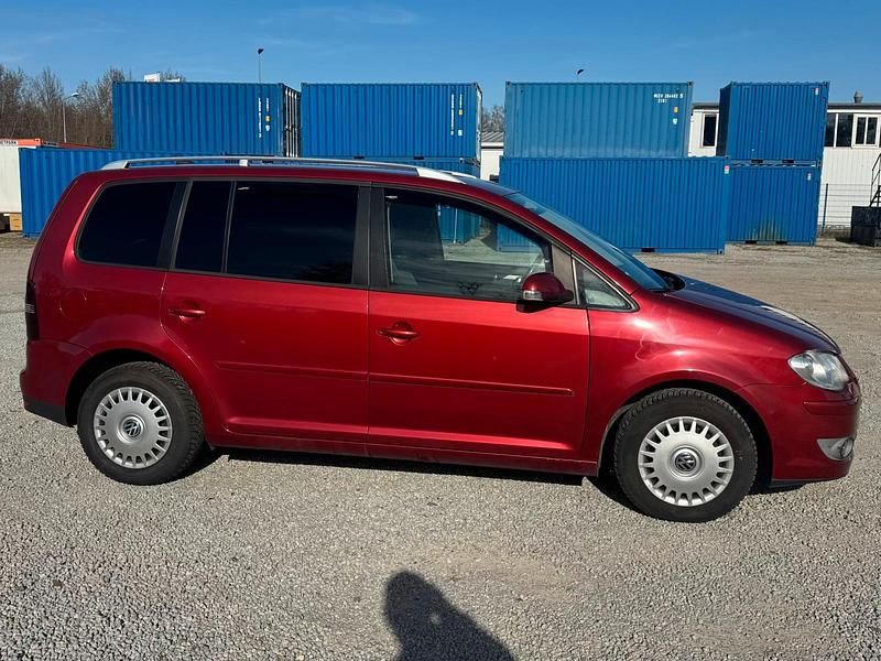 Gebraucht VW Touran 150 PS (110 kW) 2008 Rot Van / Kleinbus