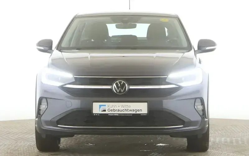Gebraucht VW Taigo Style 110 PS (80 kW) 2023 Grau SUV