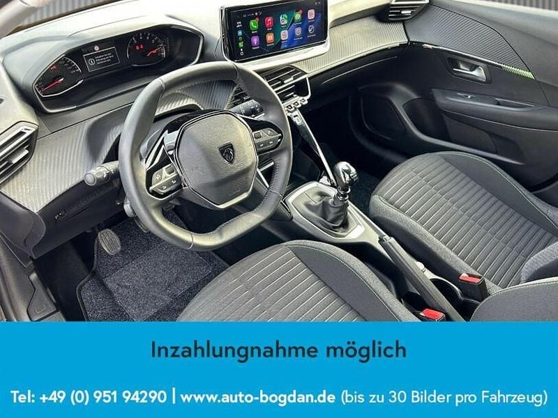 Gebraucht Peugeot 208 Active 101 PS (74 kW) 2024 Schwarz Kleinwagen