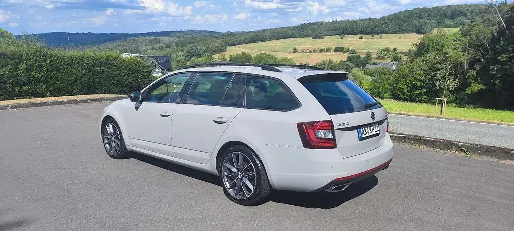 Gebraucht Skoda Octavia RS 230 PS (169 kW) 2018 Grau Kombi