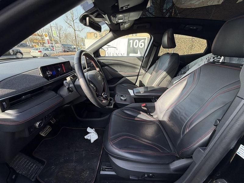 Gebraucht Ford Mustang Mach-E 258 kW (351 PS) 2022 Schwarz SUV