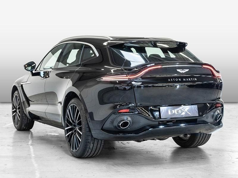 Gebraucht Aston Martin DBX 551 PS (405 kW) 2024 Schwarz SUV