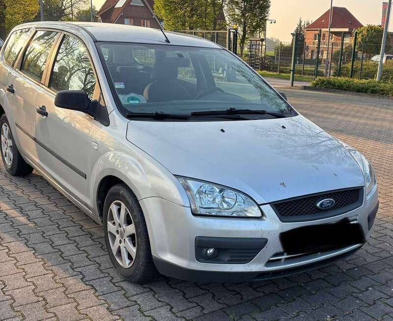 Gebraucht 2006 Ford Focus Ambiente Kombi | 500 € (Superpreis) - Bild 1/4