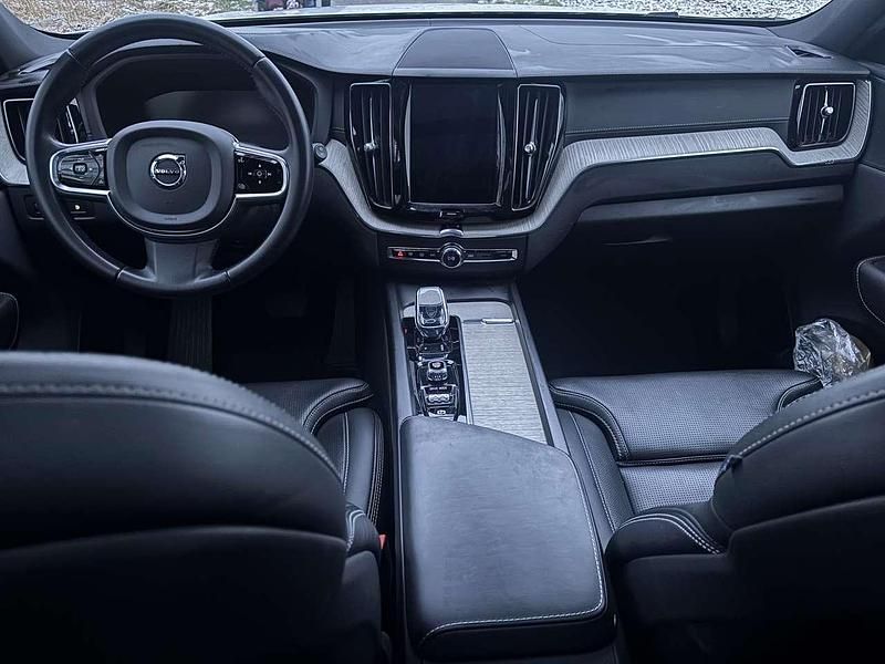 Gebraucht Volvo XC60 Inscription 303 PS (222 kW) 2019 Weiß SUV