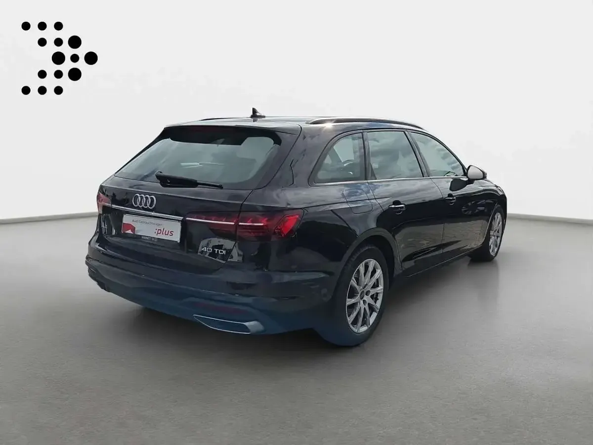 Gebraucht Audi A4 204 PS (150 kW) 2023 Mythosschwarz metallic Kombi
