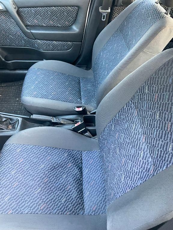 Gebraucht Opel Astra 84 PS (61 kW) 2002 Limousine