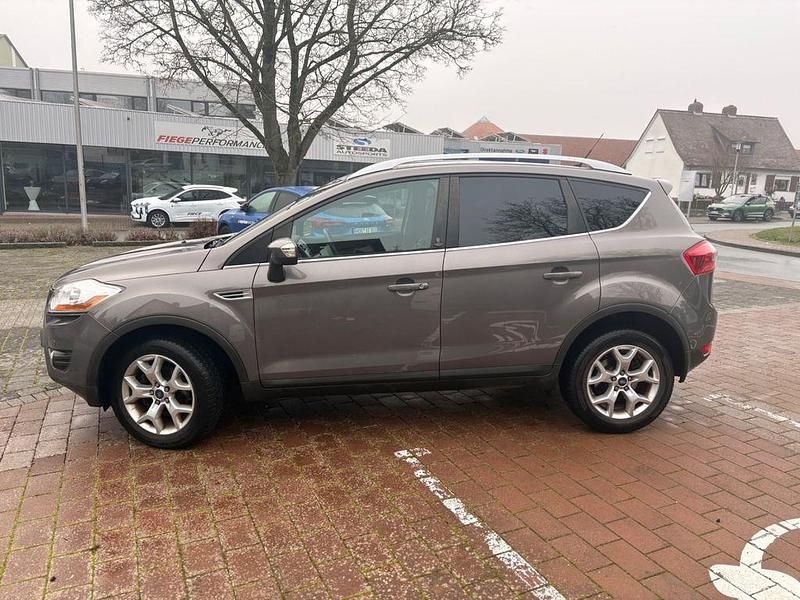 Gebraucht Ford Kuga Champions Edition 140 PS (102 kW) 2012 Grau SUV