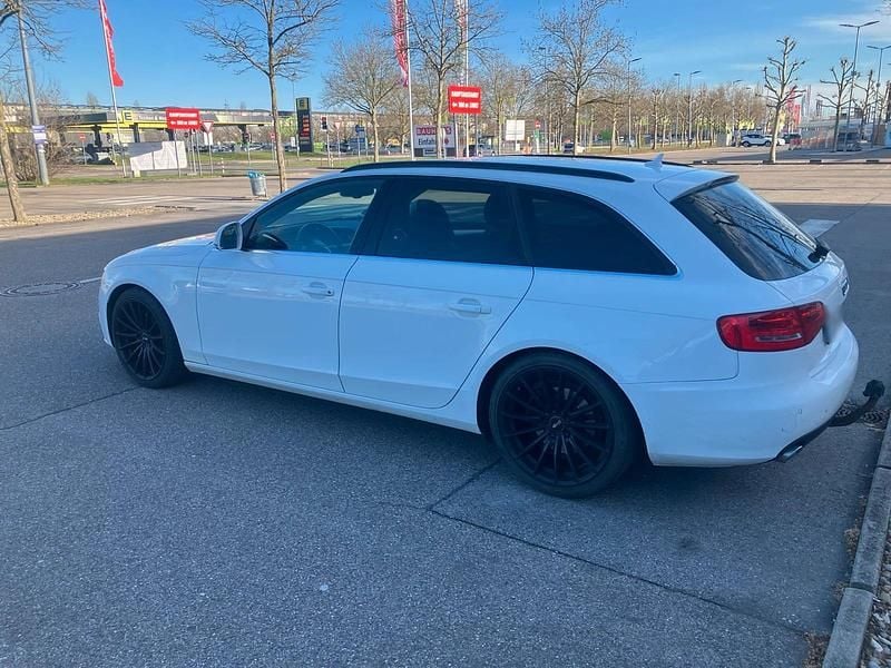 Gebraucht Audi A4 Ambition 238 PS (175 kW) 2009 Weiß Kombi
