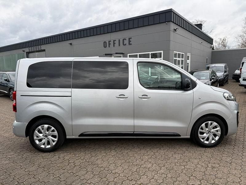 Gebraucht Citroën Spacetourer Rip Curl 179 PS (131 kW) 2019 Silber Van / Kleinbus