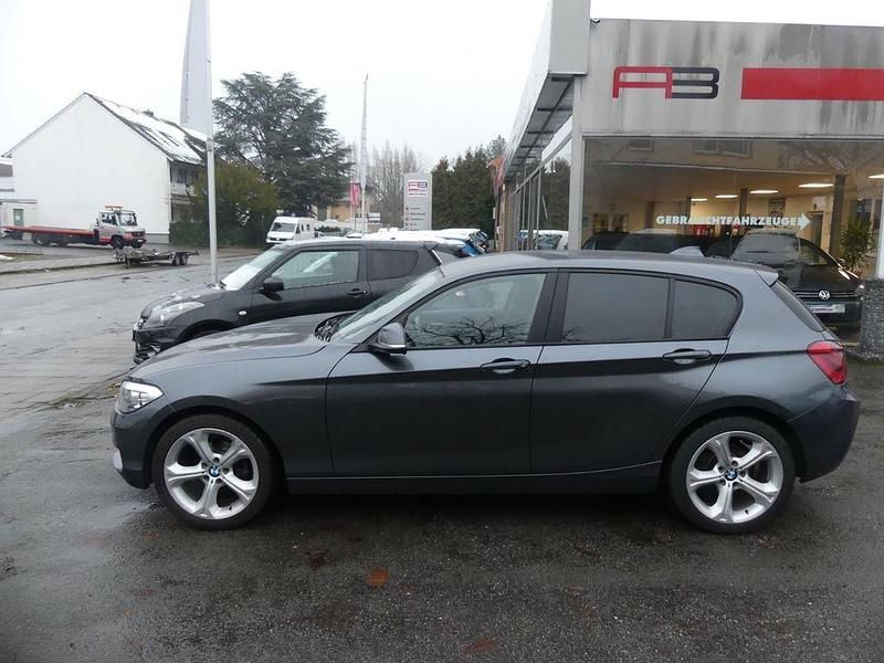 Grau Gebraucht 2015 BMW 116 Advantage Kleinwagen | 13.490 € (Etwas zu teuer) - Bild 1/4
