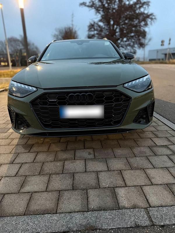 Gebraucht Audi A4 Competition 265 PS (194 kW) 2024 Grün Kombi