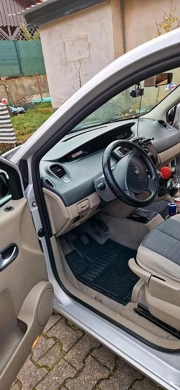 Gebraucht Renault Scénic II 113 PS (83 kW) 2005 Grau Van / Kleinbus