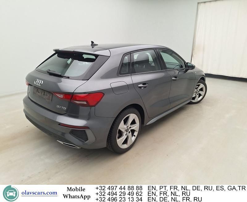 Używany Audi A3 S-Line 116 KM (85 kW) 2021 Szary Sedan/Limuzyna