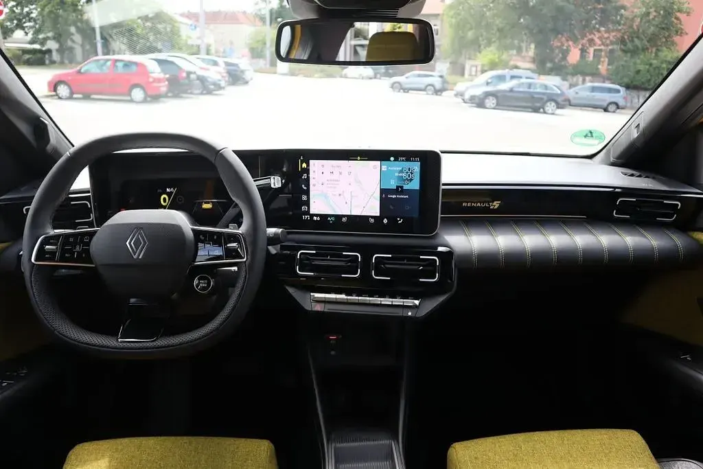 Neu Renault R5 Iconic 110 kW (150 PS) 2026 Gelb Kleinwagen