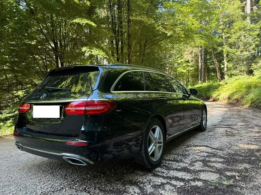 Gebraucht Mercedes E200 150 PS (110 kW) 2018 Schwarz Limousine