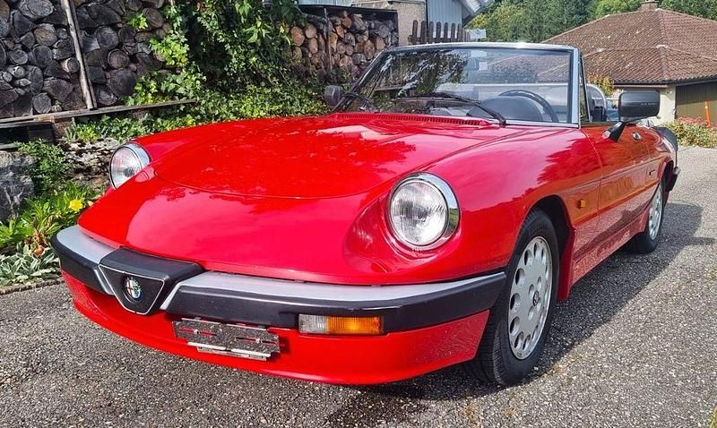 Gebraucht Alfa Romeo Spider 116 PS (85 kW) 1989 Rot Cabrio