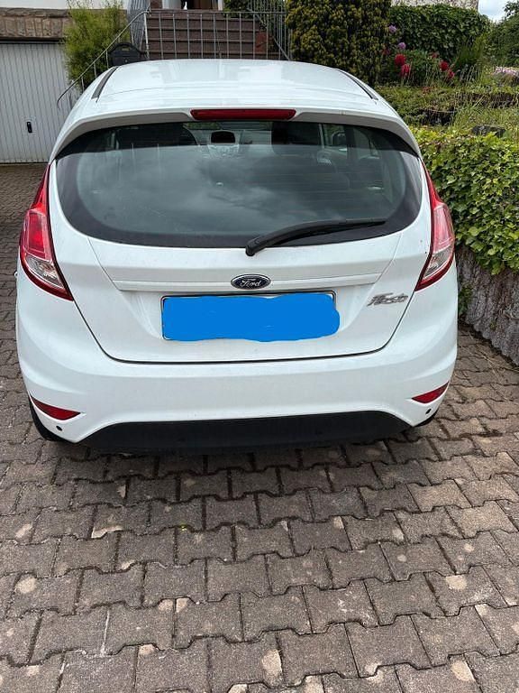 Gebraucht Ford Fiesta Trend 82 PS (60 kW) 2017 Weiß