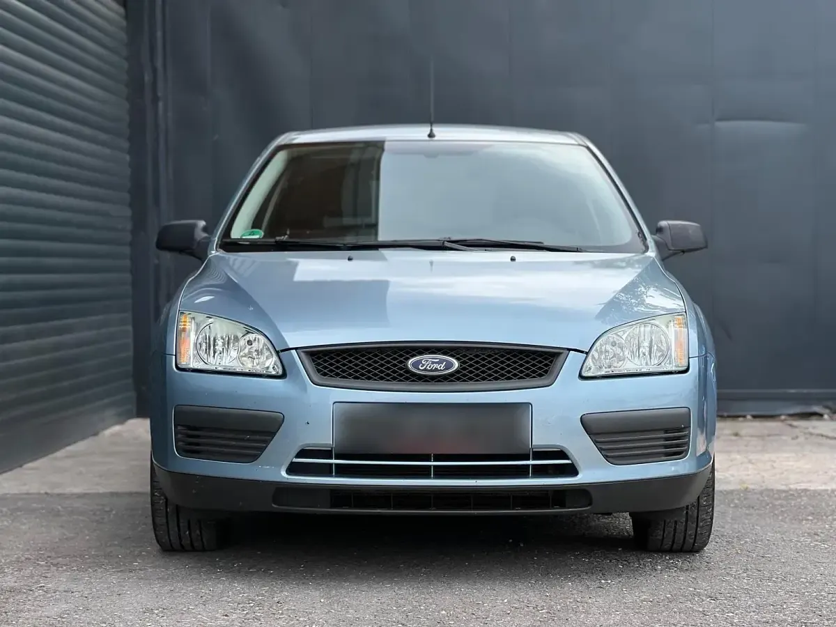 Gebraucht Ford Focus 101 PS (74 kW) 2006 Silber Limousine