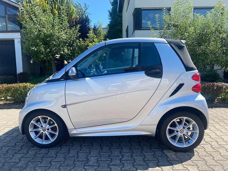 Silber Gebraucht 2013 Smart ForTwo Cabrio Passion Cabrio | 5.500 € (Fairer Preis) - Bild 1/4