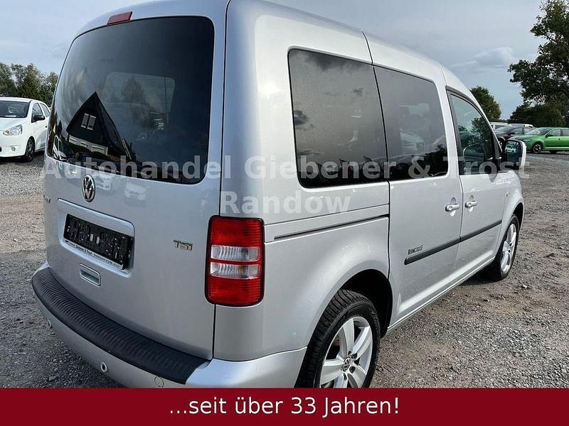 Gebraucht VW Caddy Trendline 105 PS (77 kW) 2011 Silber Van / Kleinbus